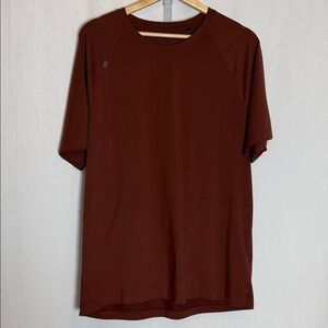 Rhone Reign Short-Sleeve T-Shirt Size L Rust Color Semi Fitted Outdoor Hiking